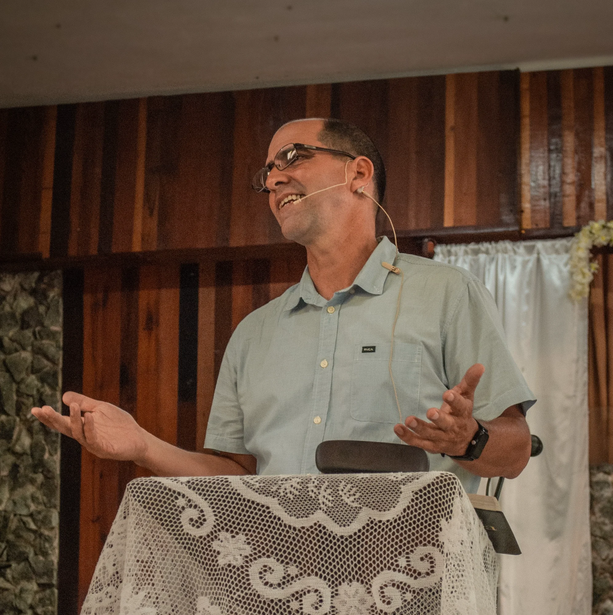 Pastor Marcos Ramírez